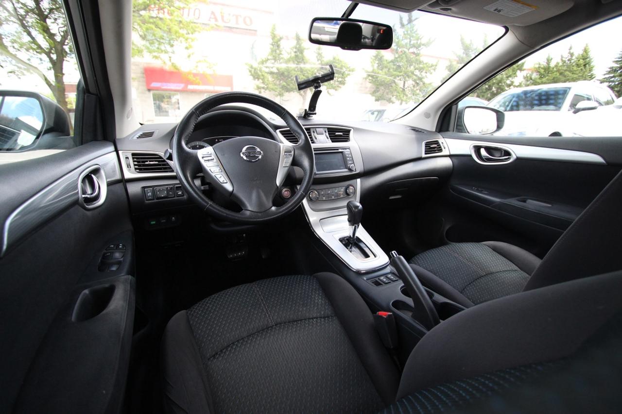 2014 Nissan Sentra SV - NO ACCIDENTS DEALER SERVICED Photo
