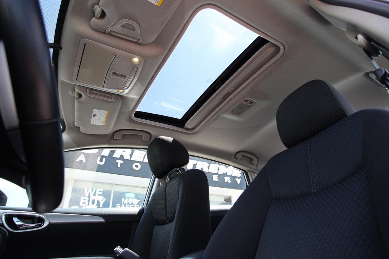 2014 Nissan Sentra SV - NO ACCIDENTS DEALER SERVICED Photo