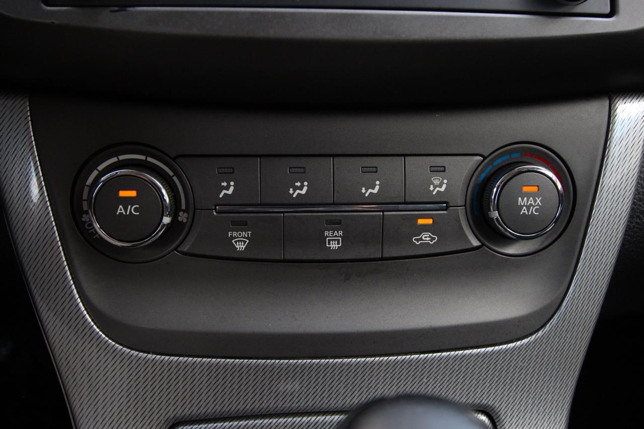 2014 Nissan Sentra SV - NO ACCIDENTS DEALER SERVICED Photo