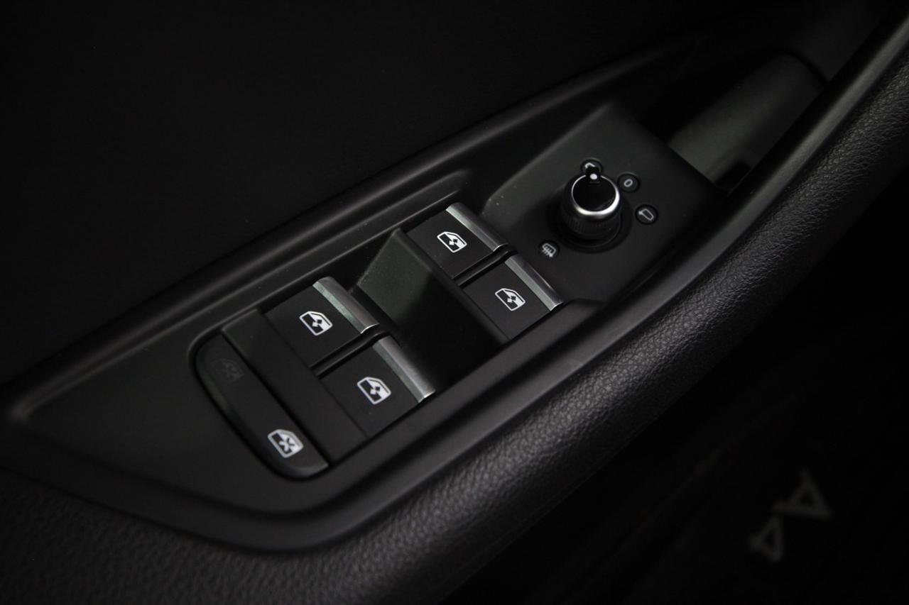 2019 Audi A4 Progressiv - NO ACCIDENTS CLEAN CARFAX Photo