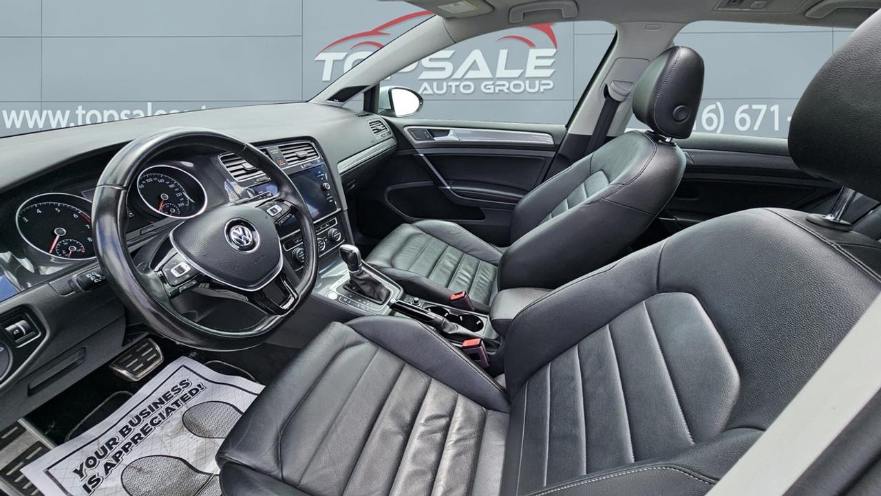 2018 Volkswagen Golf Alltrack DSG Photo