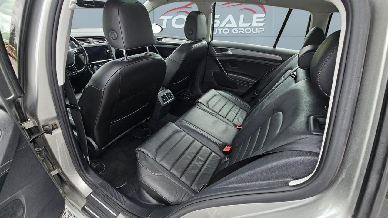 2018 Volkswagen Golf Alltrack DSG Photo