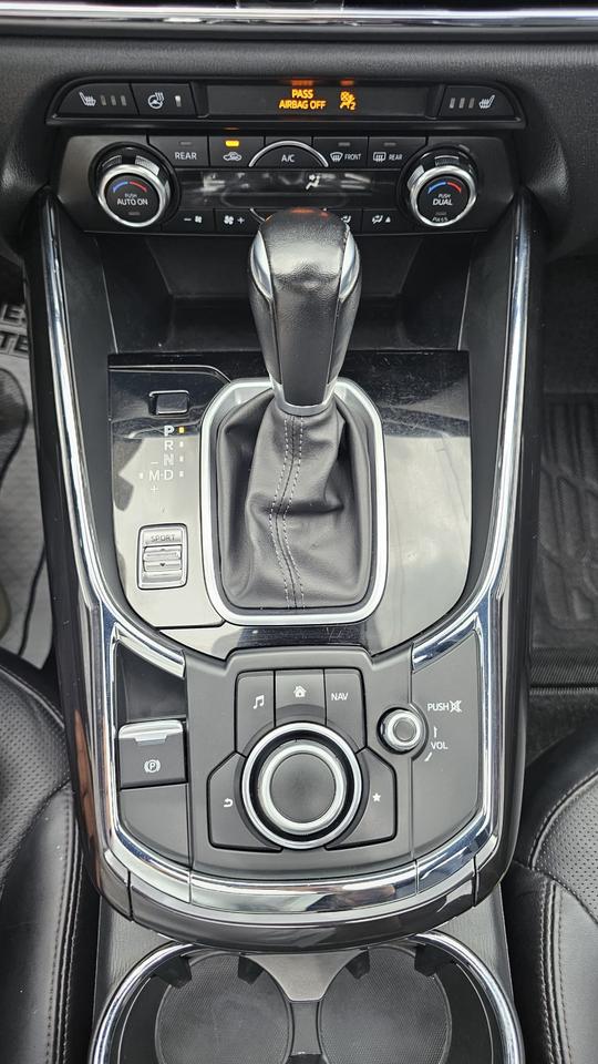 2017 Mazda CX-9 Grand Touring Photo