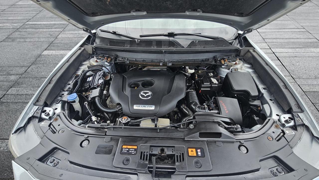 2017 Mazda CX-9 Grand Touring Photo