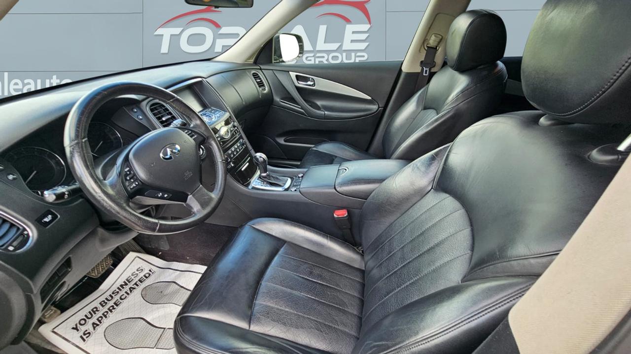 2017 Infiniti QX50 AWD 4DR Photo