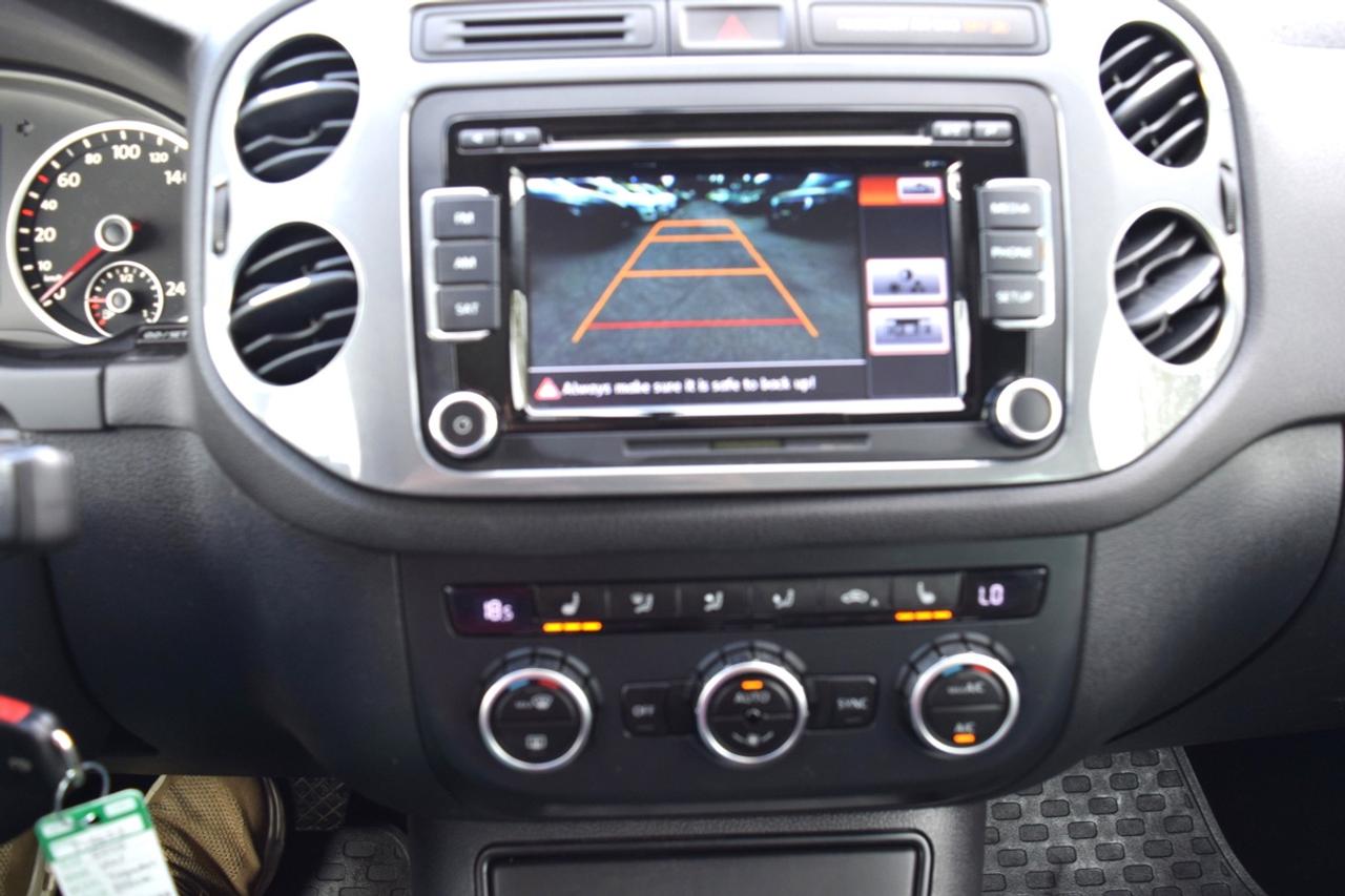 2015 Volkswagen Tiguan S Photo