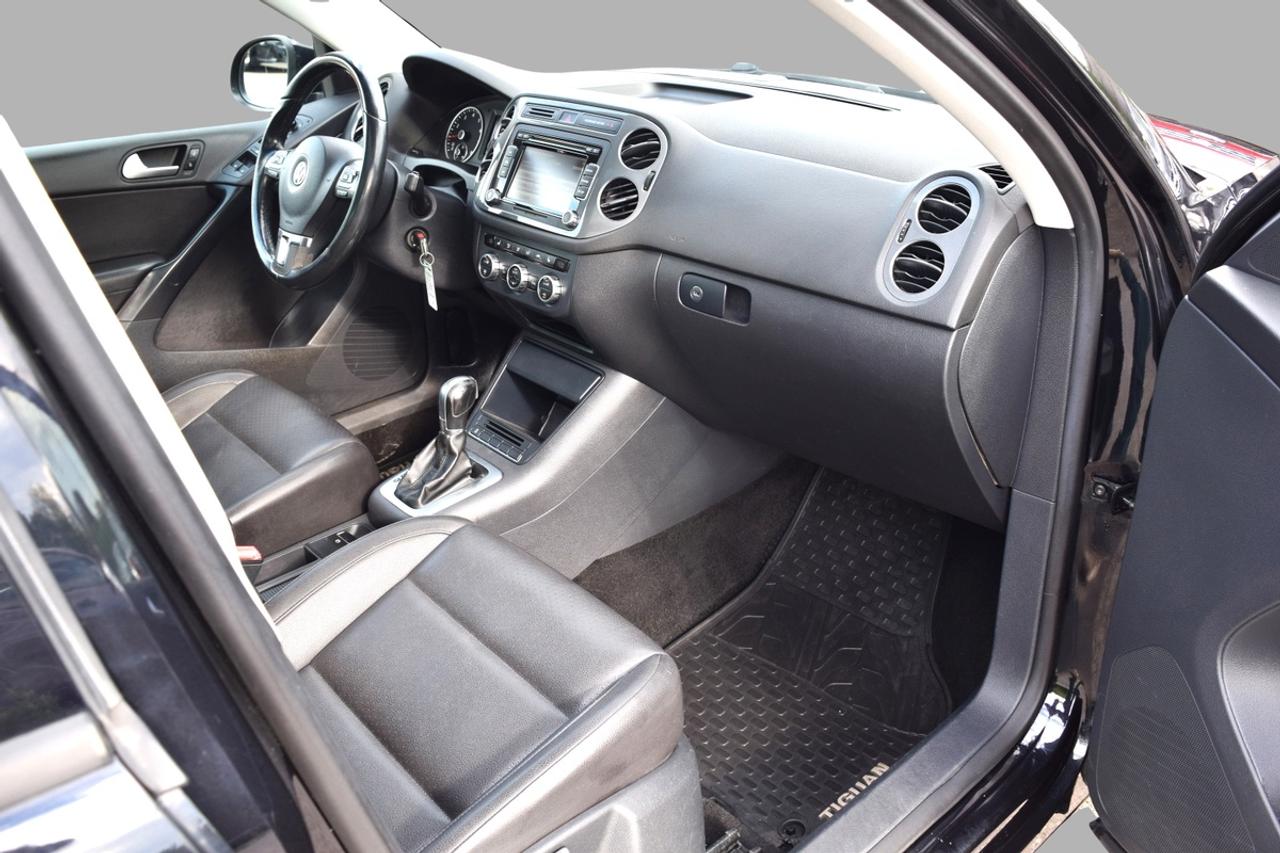 2015 Volkswagen Tiguan S Photo