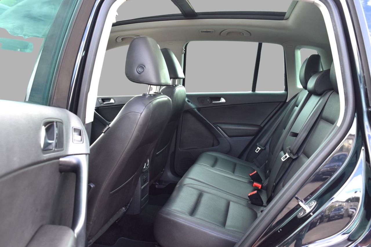 2015 Volkswagen Tiguan S Photo