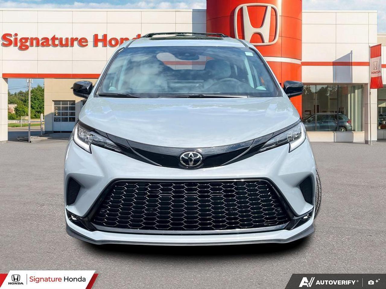 2026 Toyota Sienna XSE Photo