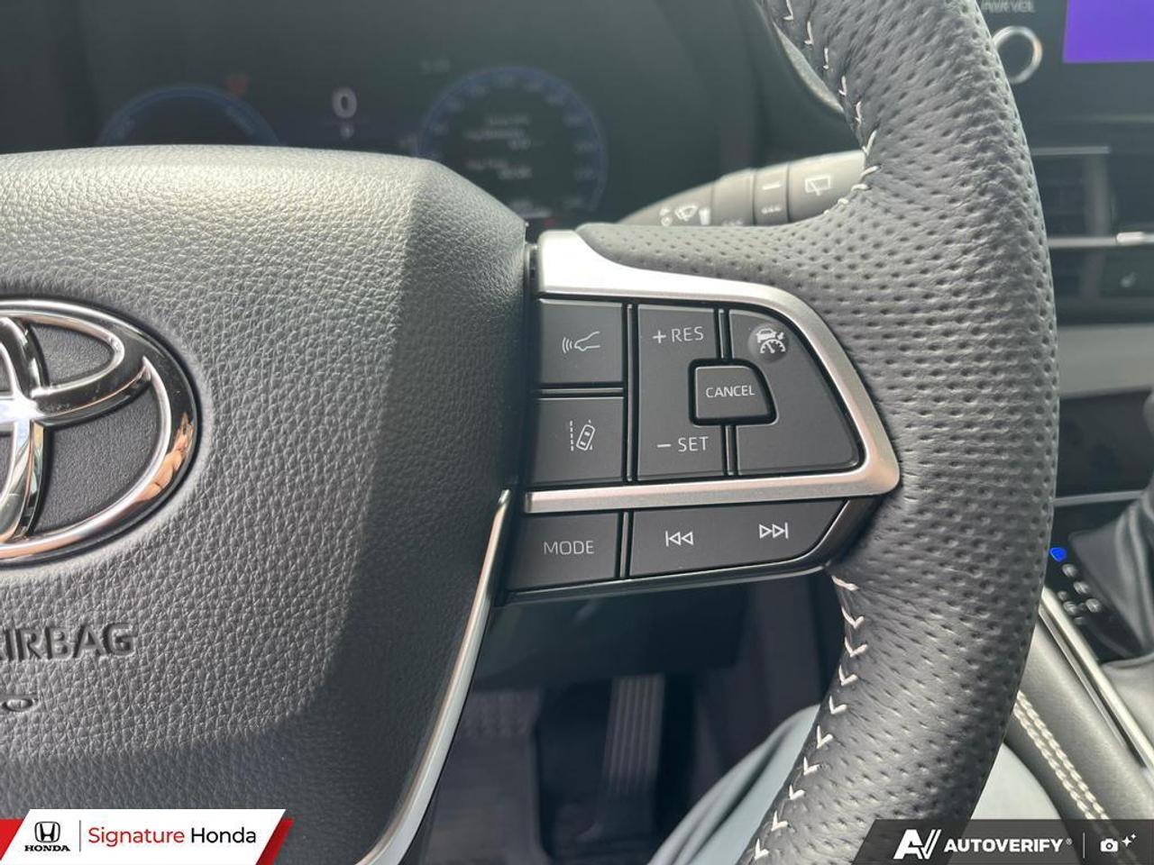 2026 Toyota Sienna XSE Photo