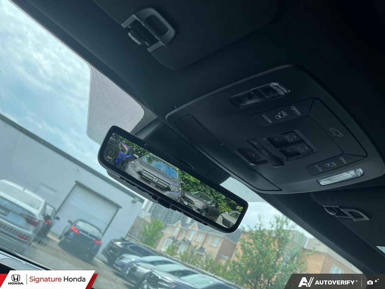 2026 Toyota Sienna XSE Photo