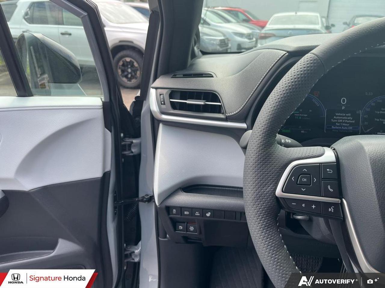 2026 Toyota Sienna XSE Photo