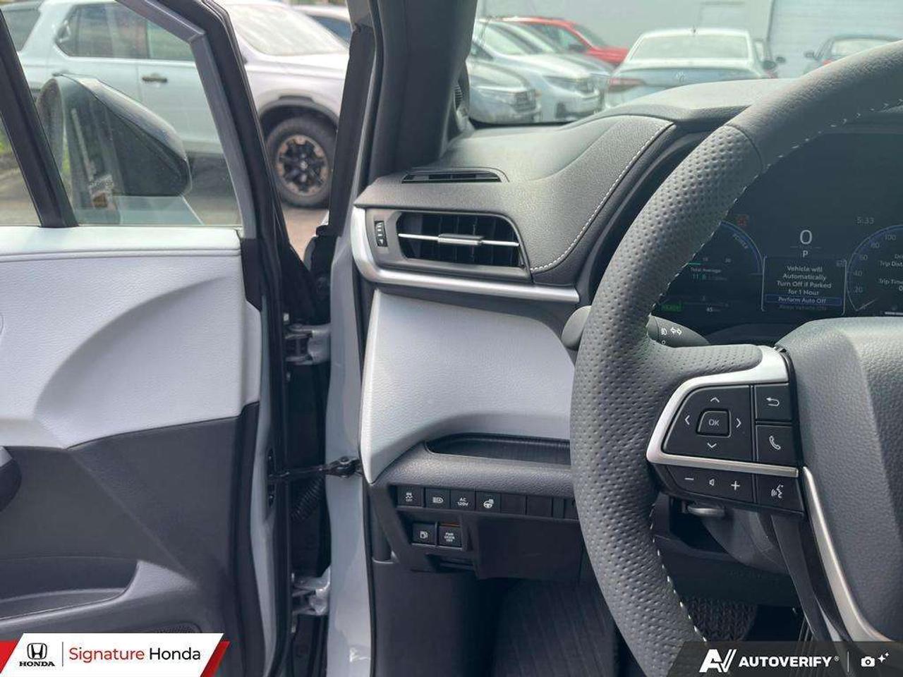 2026 Toyota Sienna XSE Photo