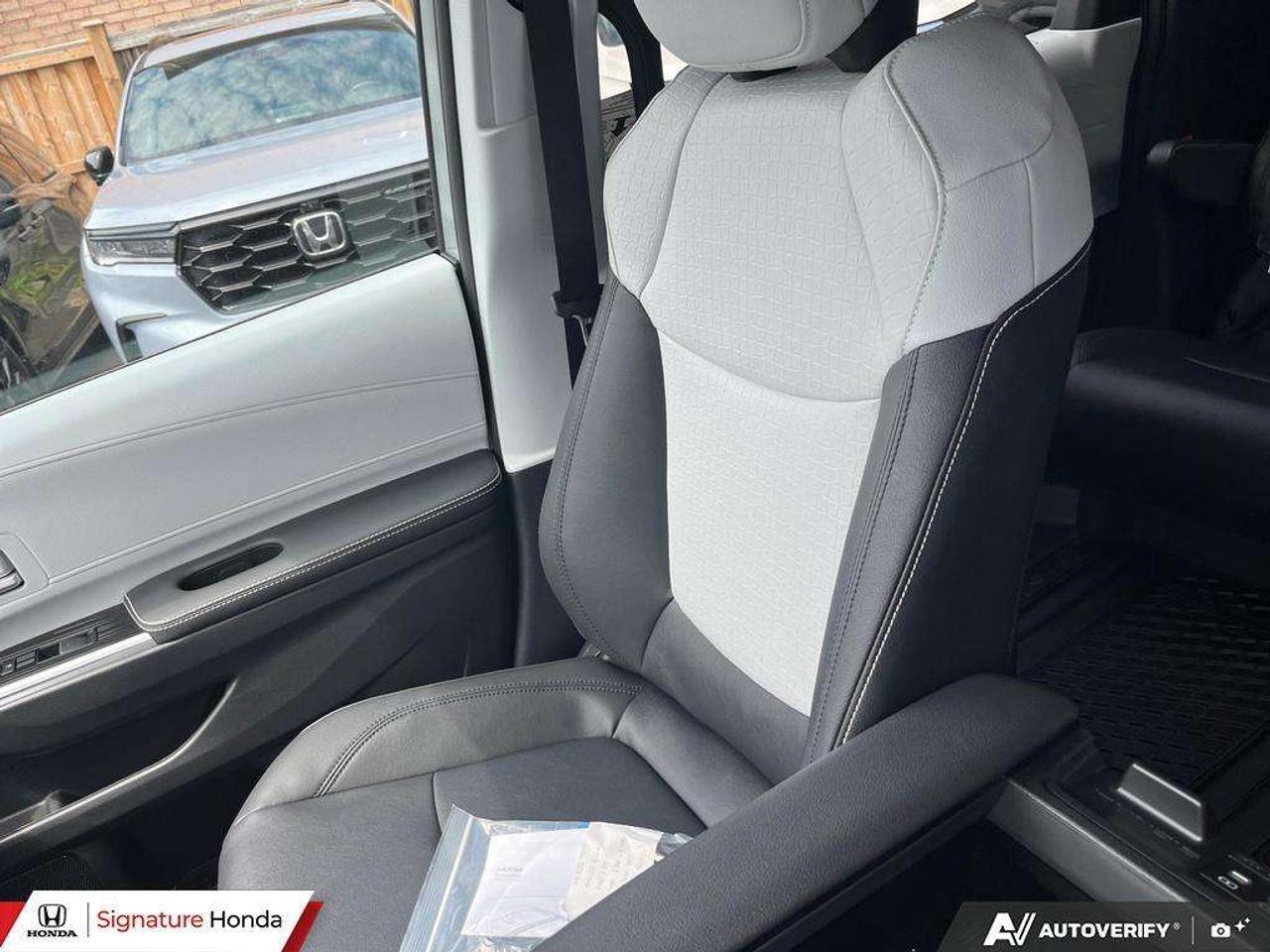 2026 Toyota Sienna XSE Photo