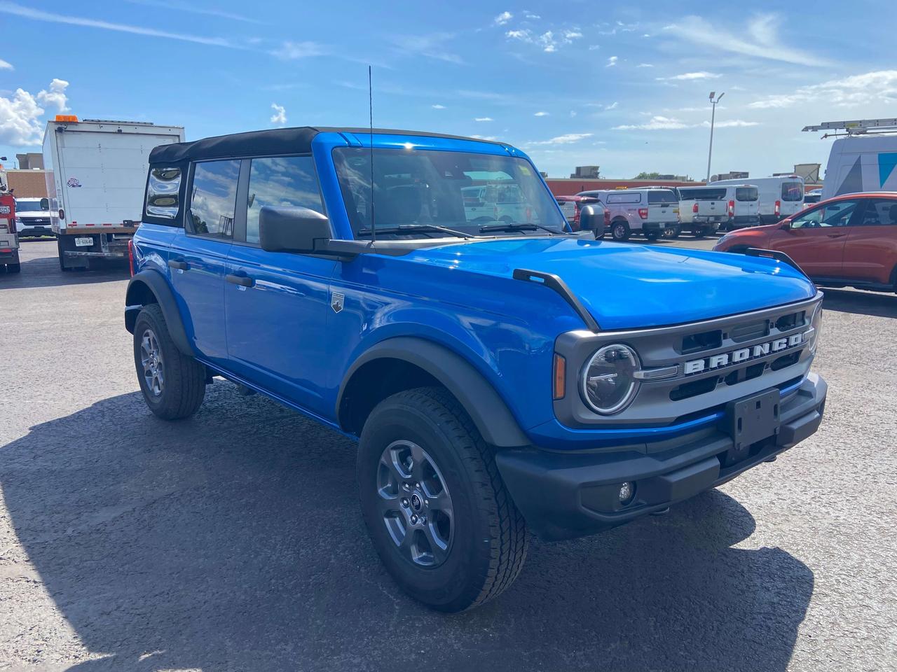 2024 Ford Bronco BIG BEND 2.3L 4X4 SOFT TOP 4 DOOR GOAT MODE 17"WHL Photo