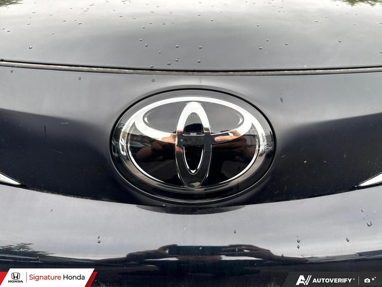 2026 Toyota Sienna LE Photo