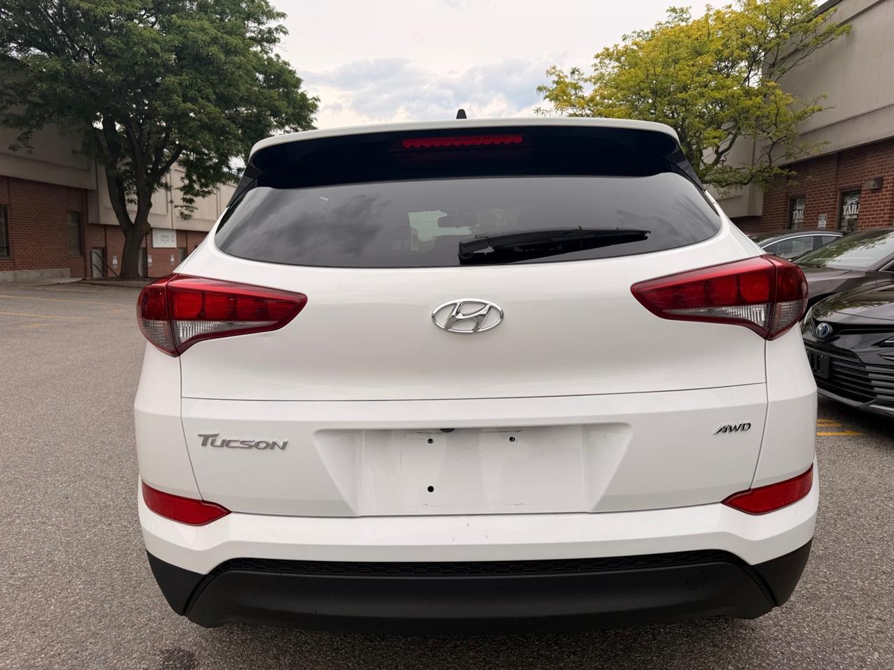 2018 Hyundai Tucson 2.0L SE AWD Photo3