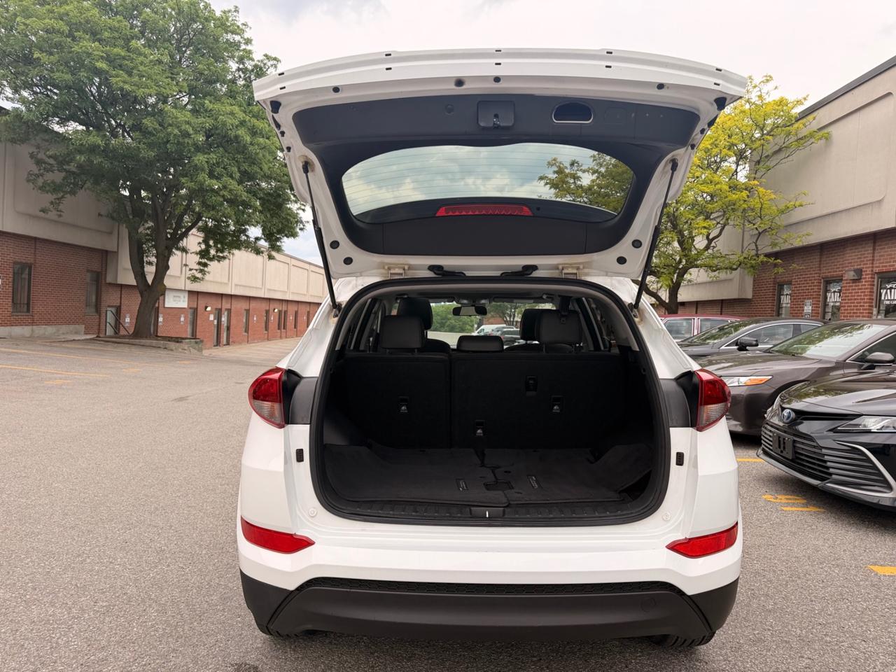 2018 Hyundai Tucson 2.0L SE AWD Photo