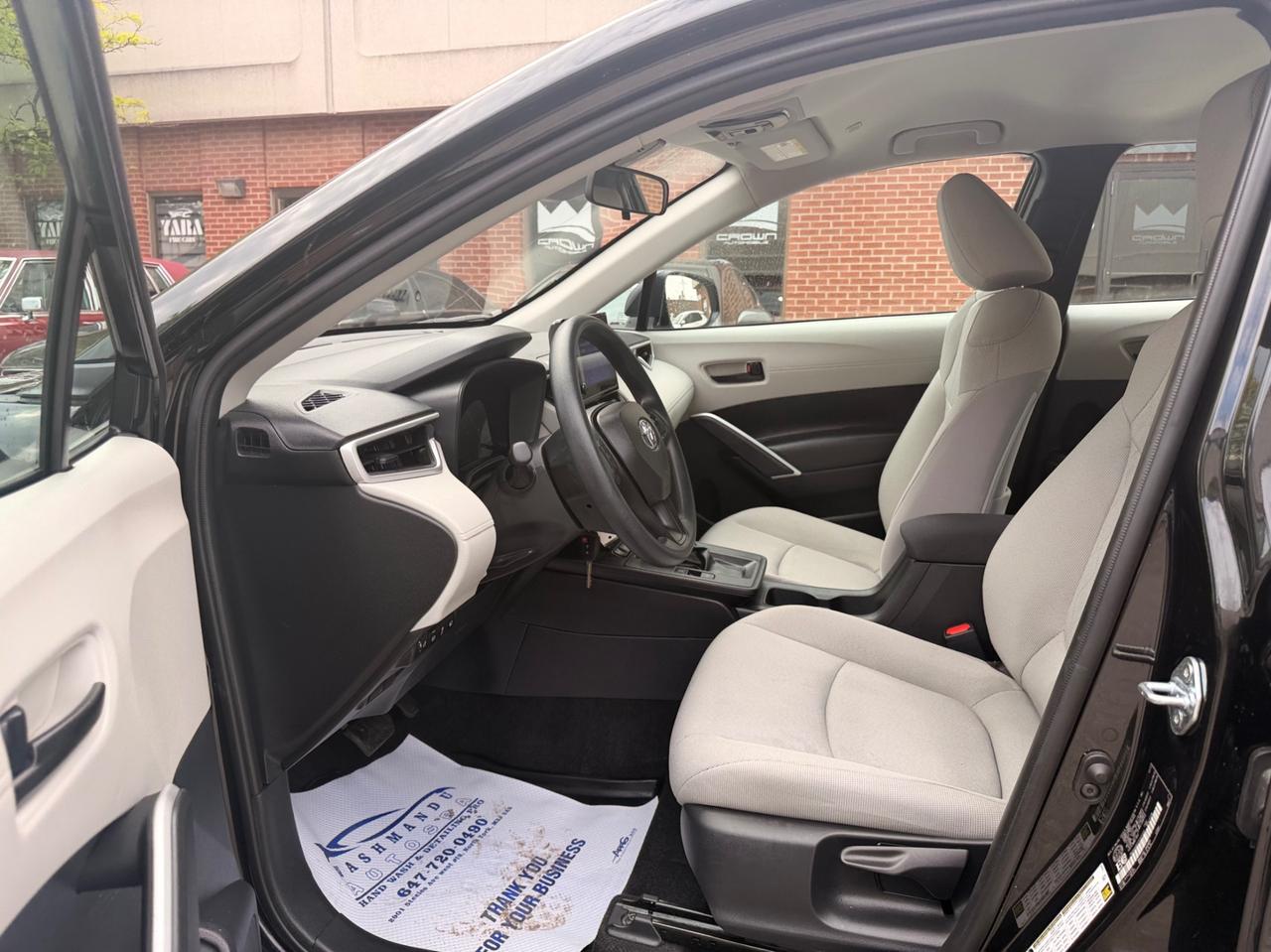 2026 Toyota Corolla Cross L FWD Photo