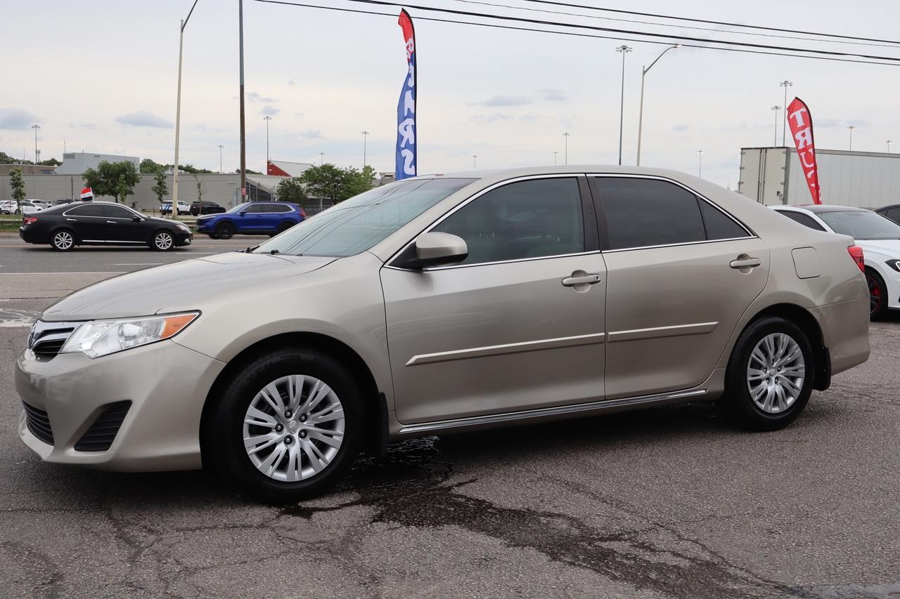 2014 Toyota Camry LE   Accident Free   Safety Certified   Backup Cam Photo