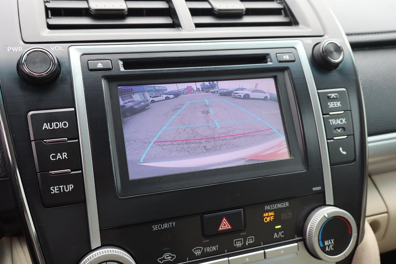 2014 Toyota Camry LE   Accident Free   Safety Certified   Backup Cam Photo
