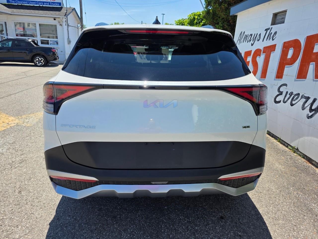 2025 Kia Sportage EX 4dr All-wheel Drive Photo