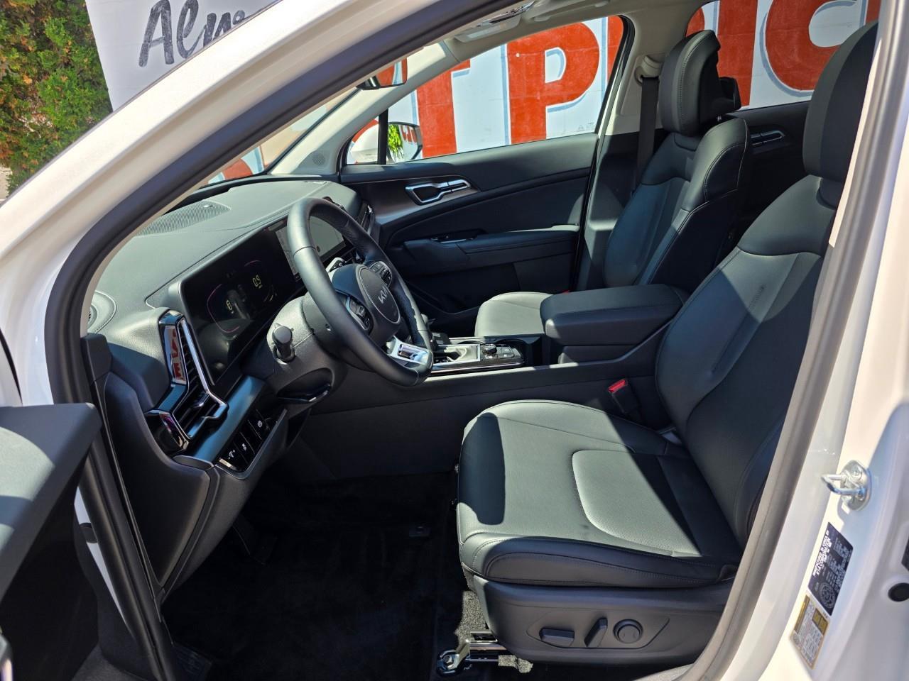 2025 Kia Sportage EX 4dr All-wheel Drive Photo