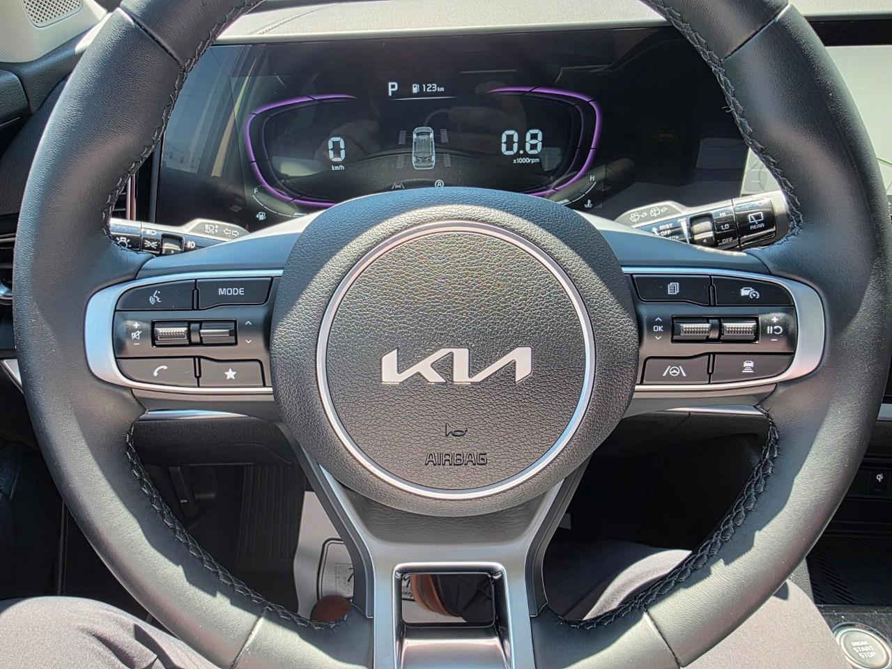 2025 Kia Sportage EX 4dr All-wheel Drive Photo
