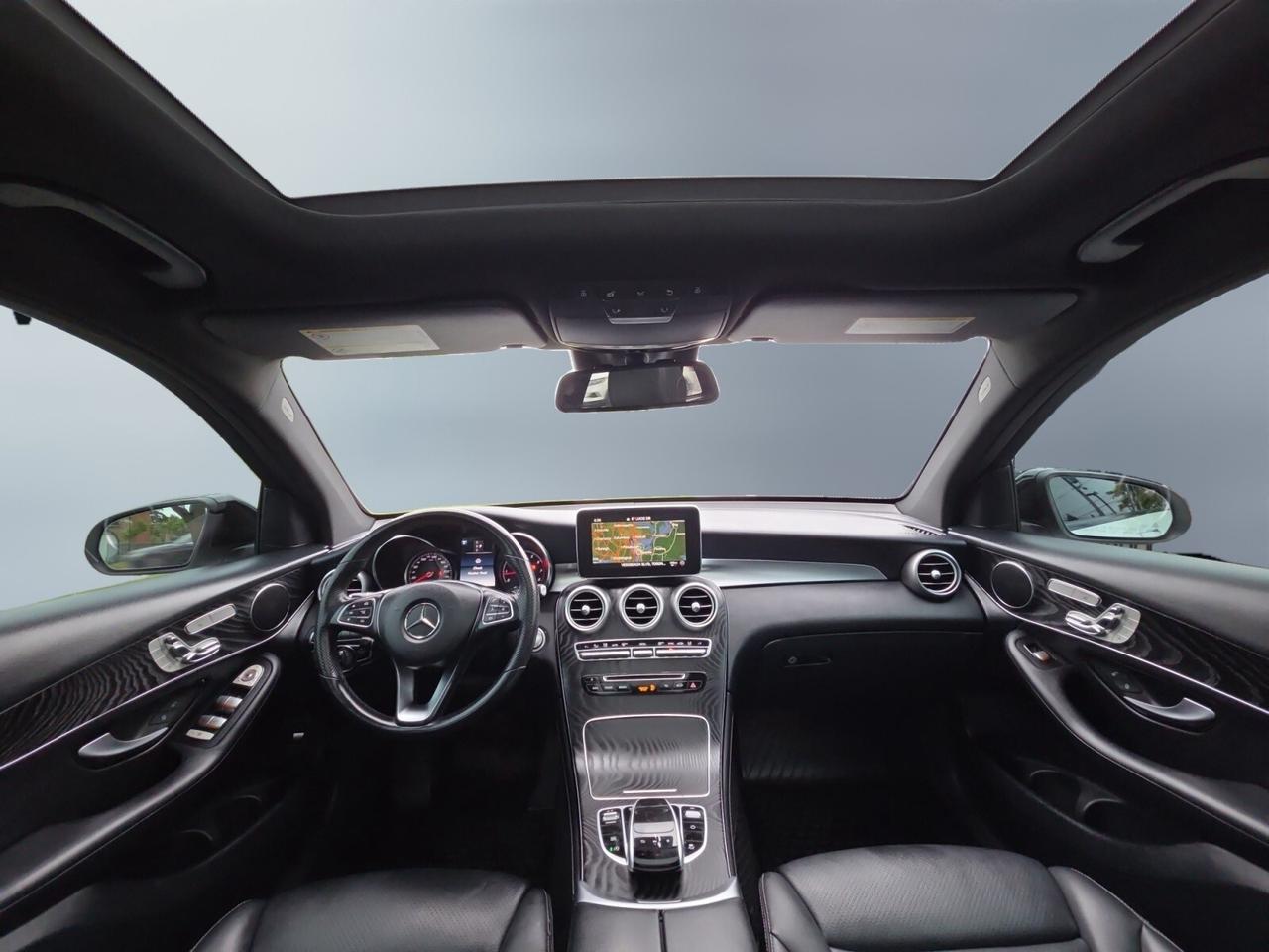 2019 Mercedes-Benz GLC-Class GLC 300 4MATIC AMG PKG * NO ACCIDENTS / DRIVER ASS Photo
