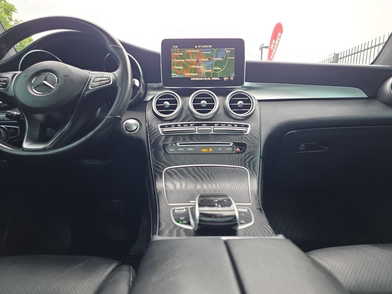 2019 Mercedes-Benz GLC-Class GLC 300 4MATIC AMG PKG * NO ACCIDENTS / DRIVER ASS Photo