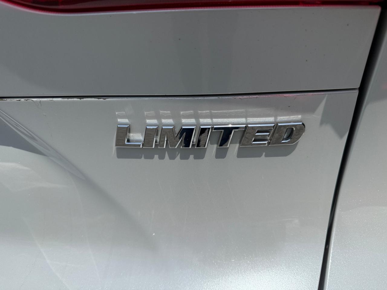 2024 Toyota Venza LIMITED AWD ,NAVIGATION,  PANORAMIC ROOF, LEATHER Photo