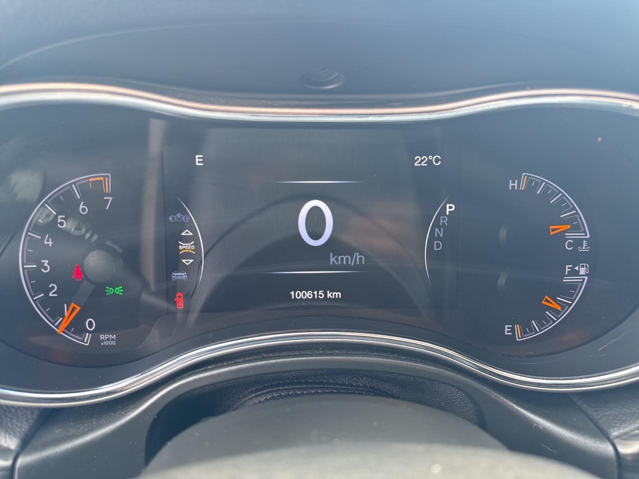 2021 Jeep Grand Cherokee Laredo - htd seats/wheel - remote start Photo