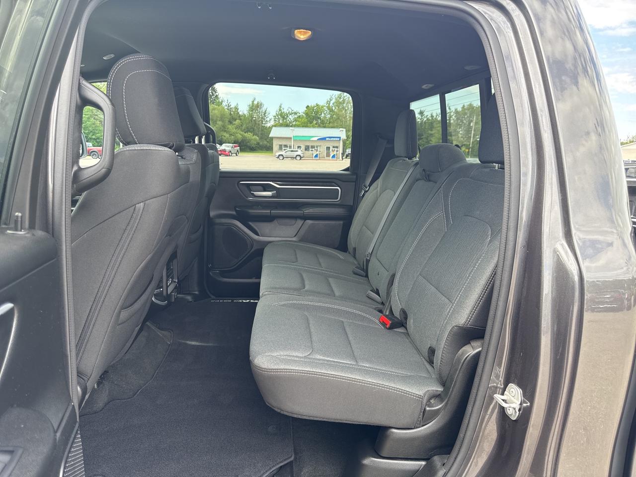 2022 RAM 1500 Big Horn - tow pkg - htd seats/wheel Photo