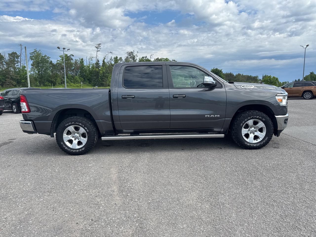 2022 RAM 1500 Big Horn - tow pkg - htd seats/wheel Photo