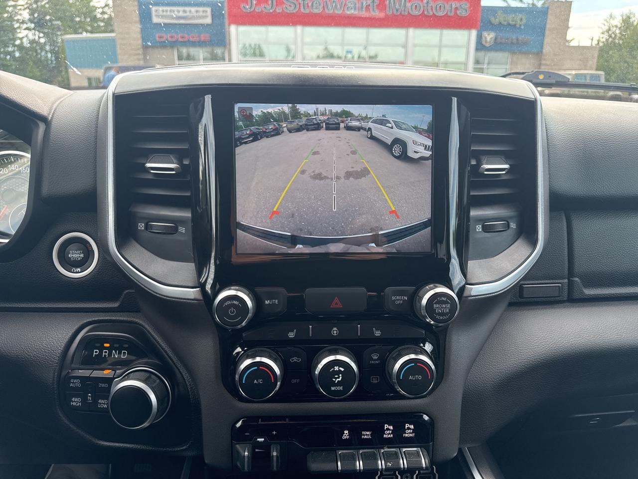2022 RAM 1500 Big Horn - tow pkg - htd seats/wheel Photo