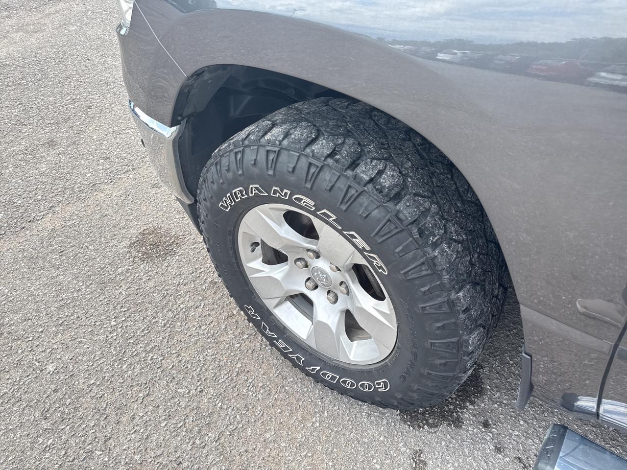 2022 RAM 1500 Big Horn - tow pkg - htd seats/wheel Photo