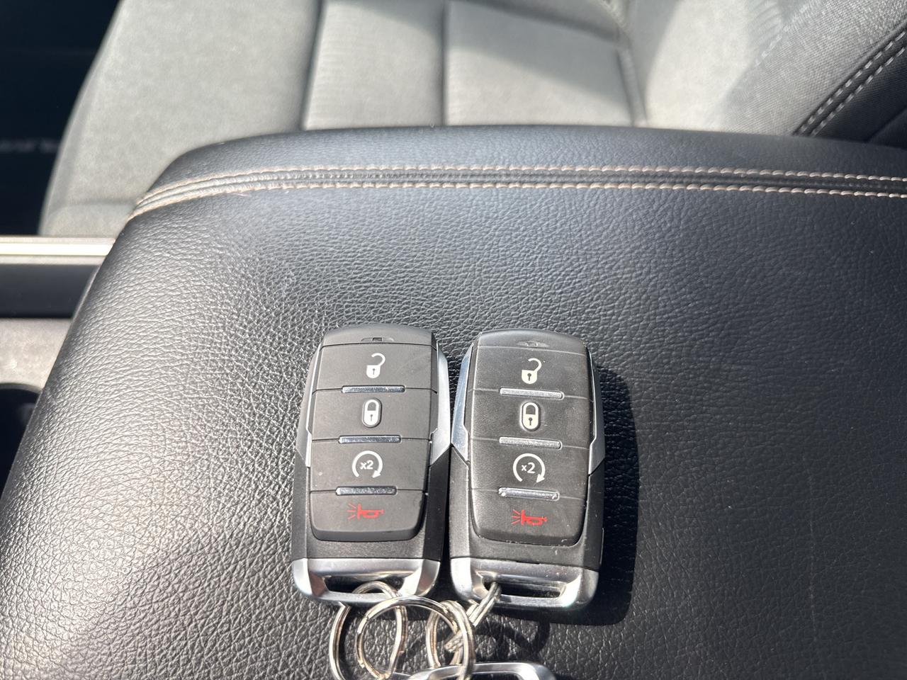 2022 RAM 1500 Big Horn - tow pkg - htd seats/wheel Photo