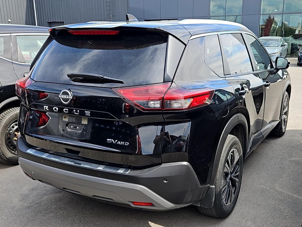 2022 Nissan Rogue AWD SV Photo