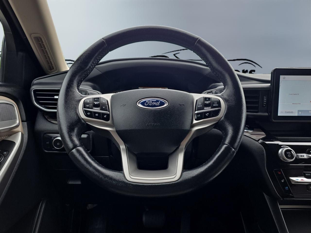 2021 Ford Explorer Limited 4WD * NO ACCIDENTS / 6 PASS / CARPLAY / CO Photo