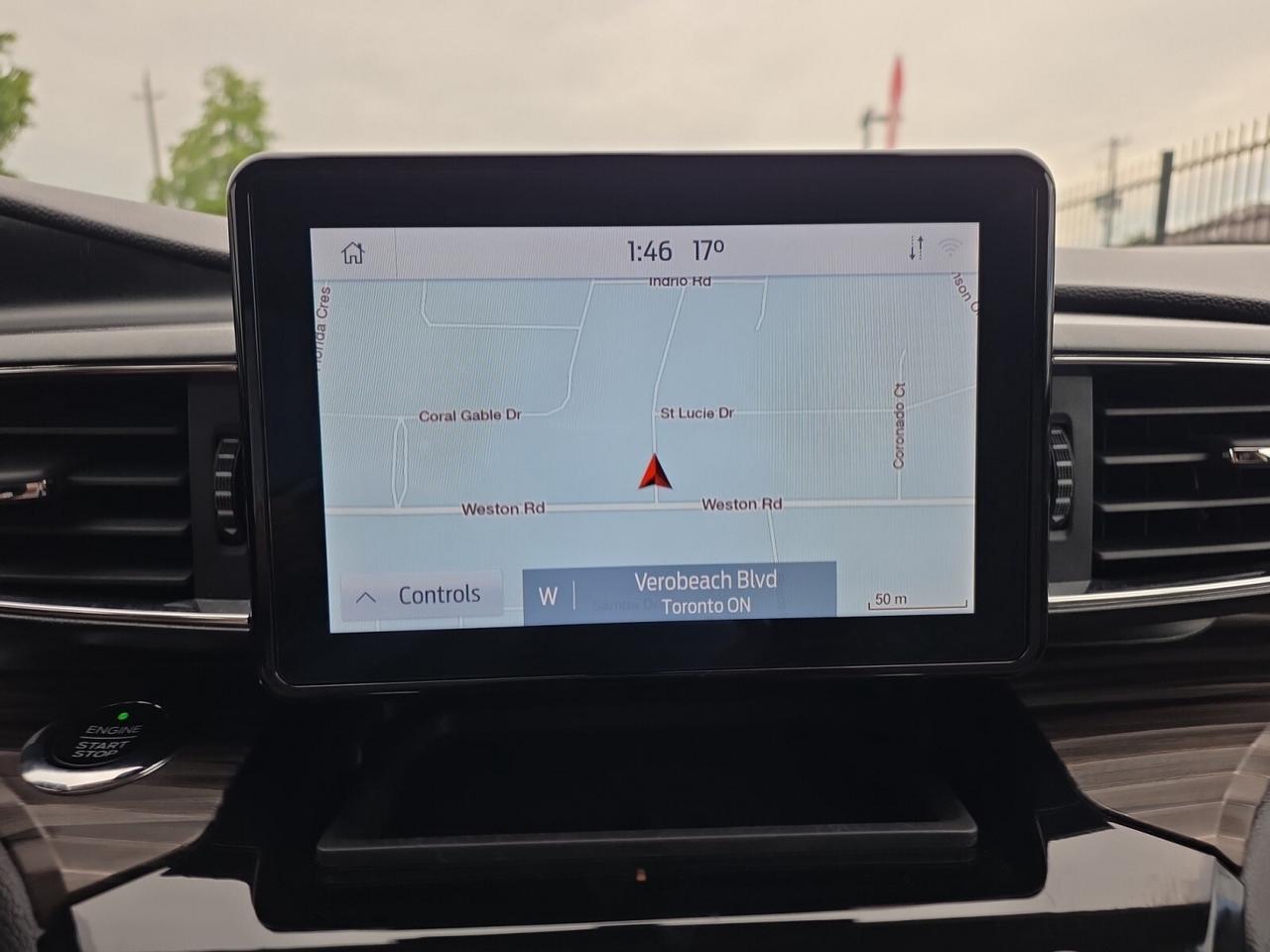 2021 Ford Explorer Limited 4WD * NO ACCIDENTS / 6 PASS / CARPLAY / CO Photo