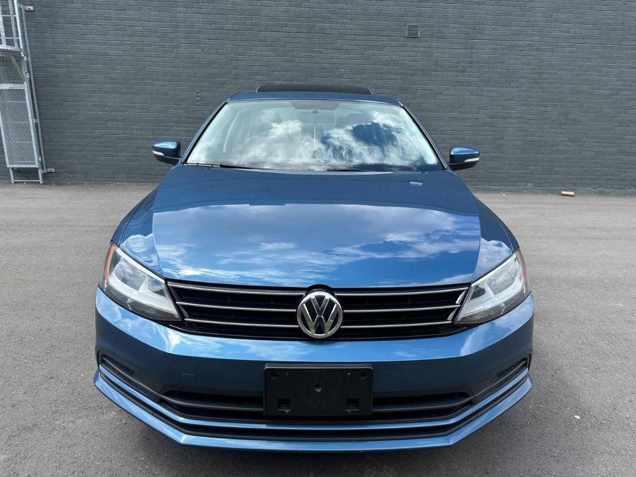 2016 Volkswagen Jetta Sedan 4dr 1.4 TSI Auto Comfortline *Ltd Avail* Photo