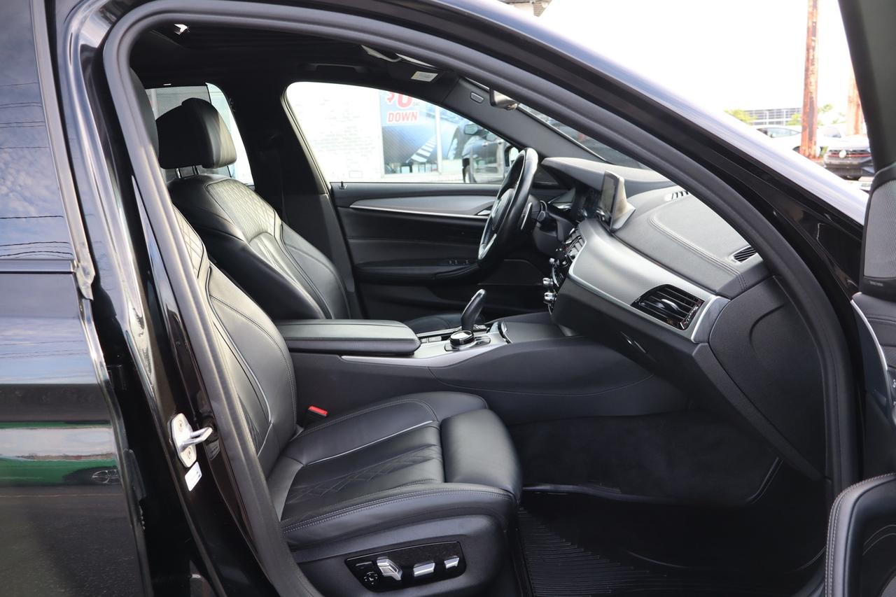 2019 BMW 5 Series 540i xDrive   M Performance Edition   No Accident Photo