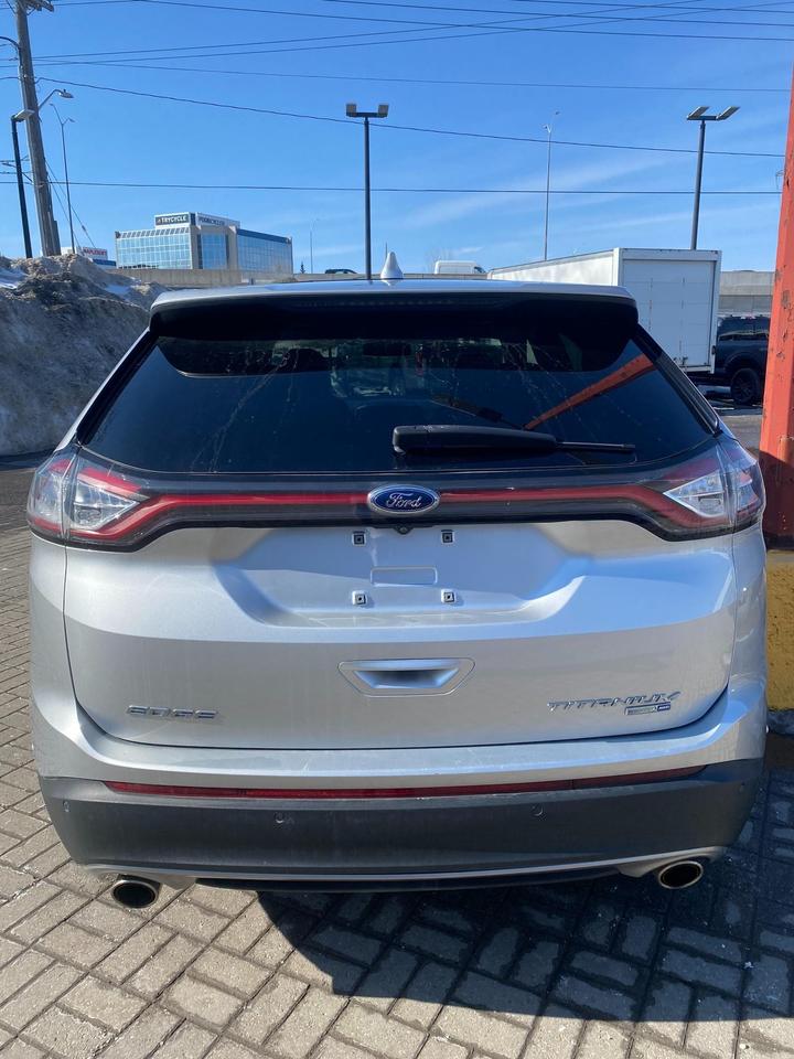 2018 Ford Edge TITANIUM 4DR ALL-WHEEL DRIVE Photo4