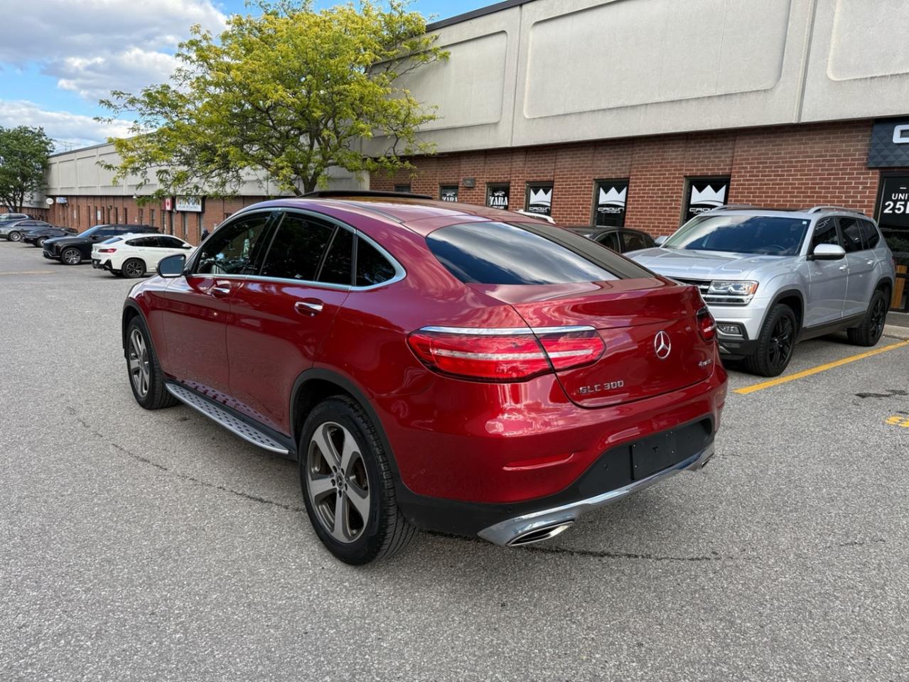 2018 Mercedes-Benz GLC-Class GLC 300 4MATIC Coupe, DISTRONIC PLUS Photo