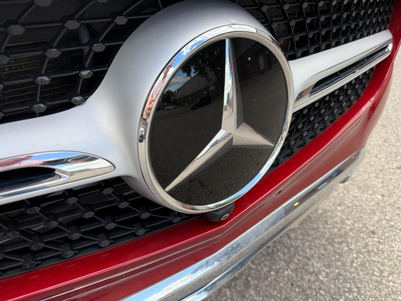 2018 Mercedes-Benz GLC-Class GLC 300 4MATIC Coupe, DISTRONIC PLUS Photo