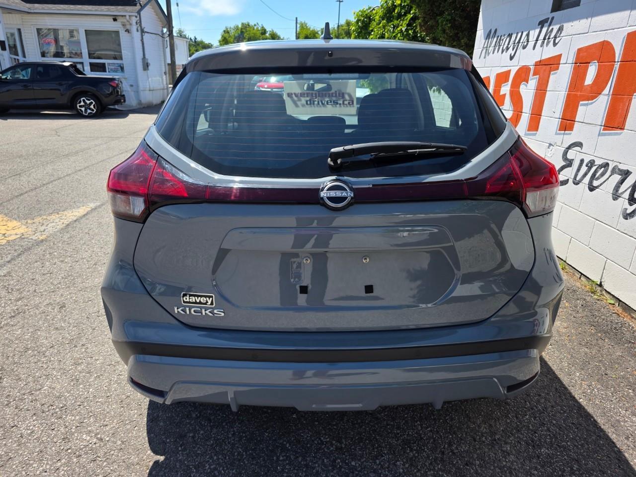 2024 Nissan Kicks S 4dr Front-Wheel Drive Photo