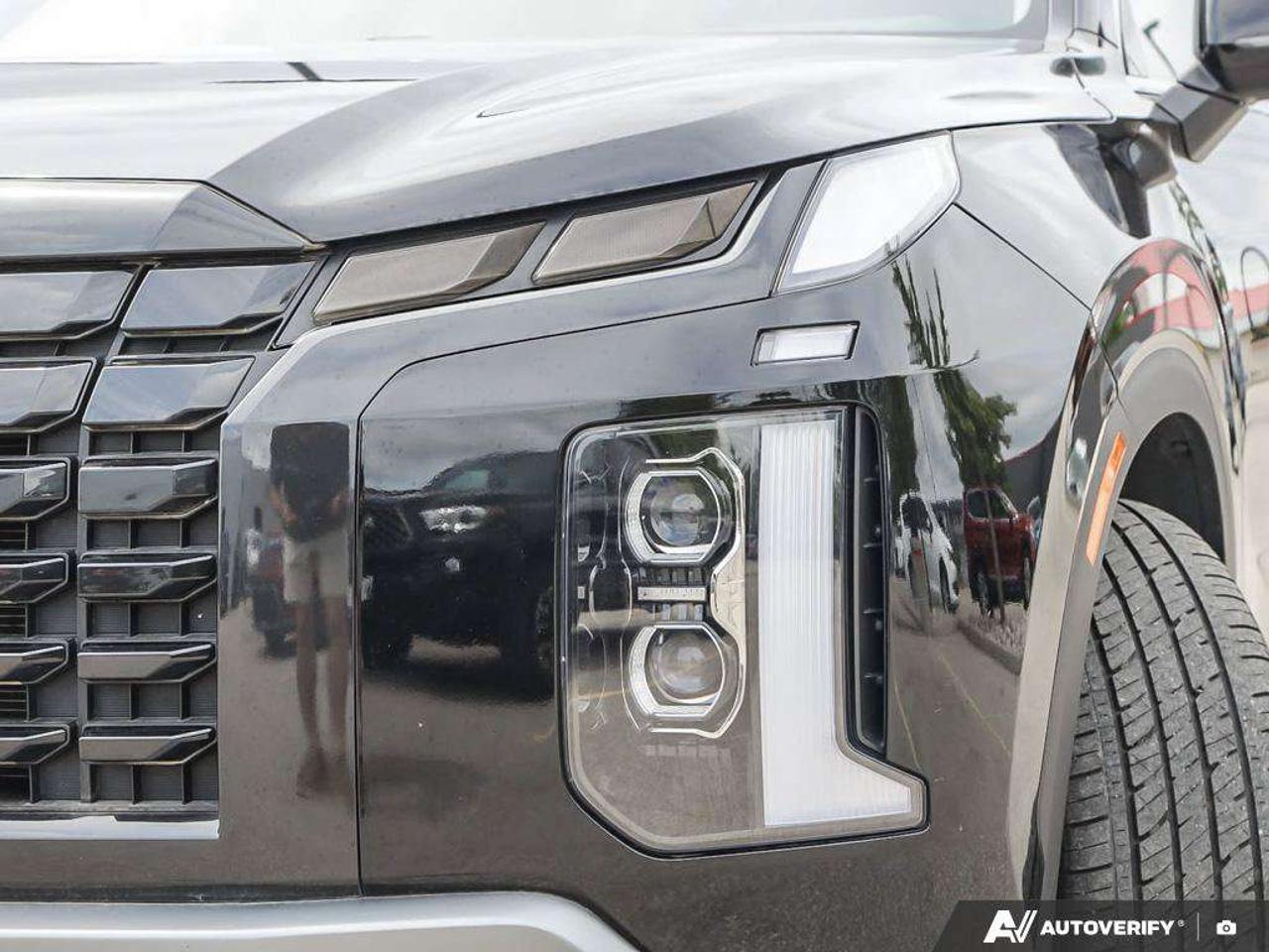 2024 Hyundai PALISADE Preferred   8 Passenger   AWD   Heated Seats   Apple CarPlay   Sunroof Photo