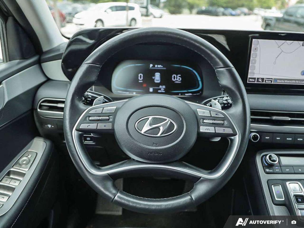 2024 Hyundai PALISADE Preferred   8 Passenger   AWD   Heated Seats   Apple CarPlay   Sunroof Photo