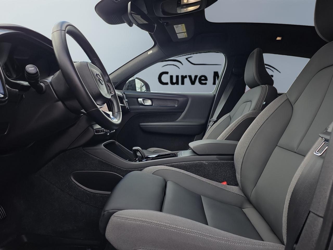 2024 Volvo XC40 Recharge Pure Electric Twin eAWD Plus * DRIVER ASSIST / CARPLAY / ROOF / Photo