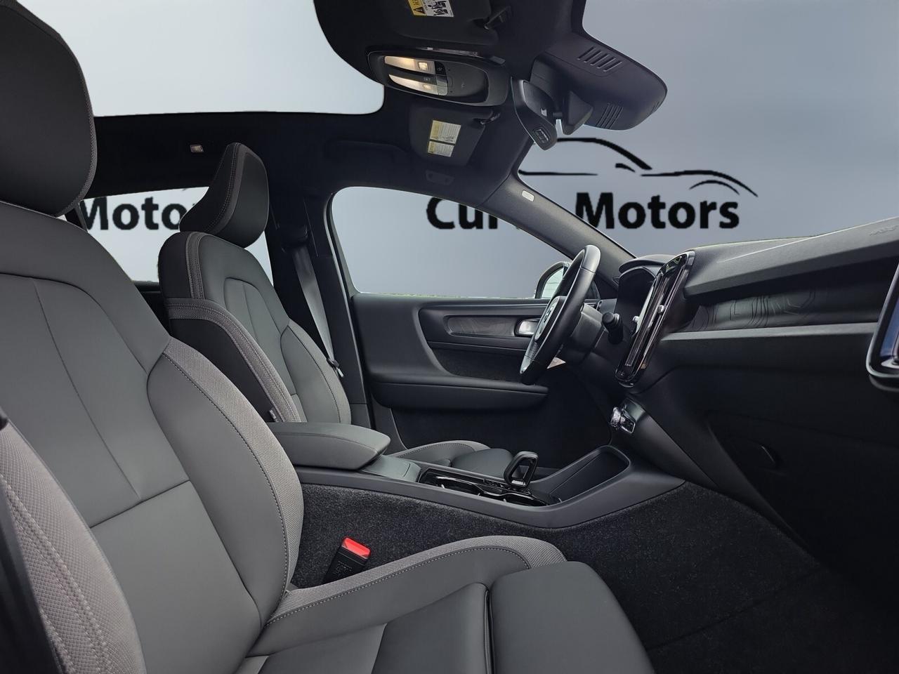 2024 Volvo XC40 Recharge Pure Electric Twin eAWD Plus * DRIVER ASSIST / CARPLAY / ROOF / Photo